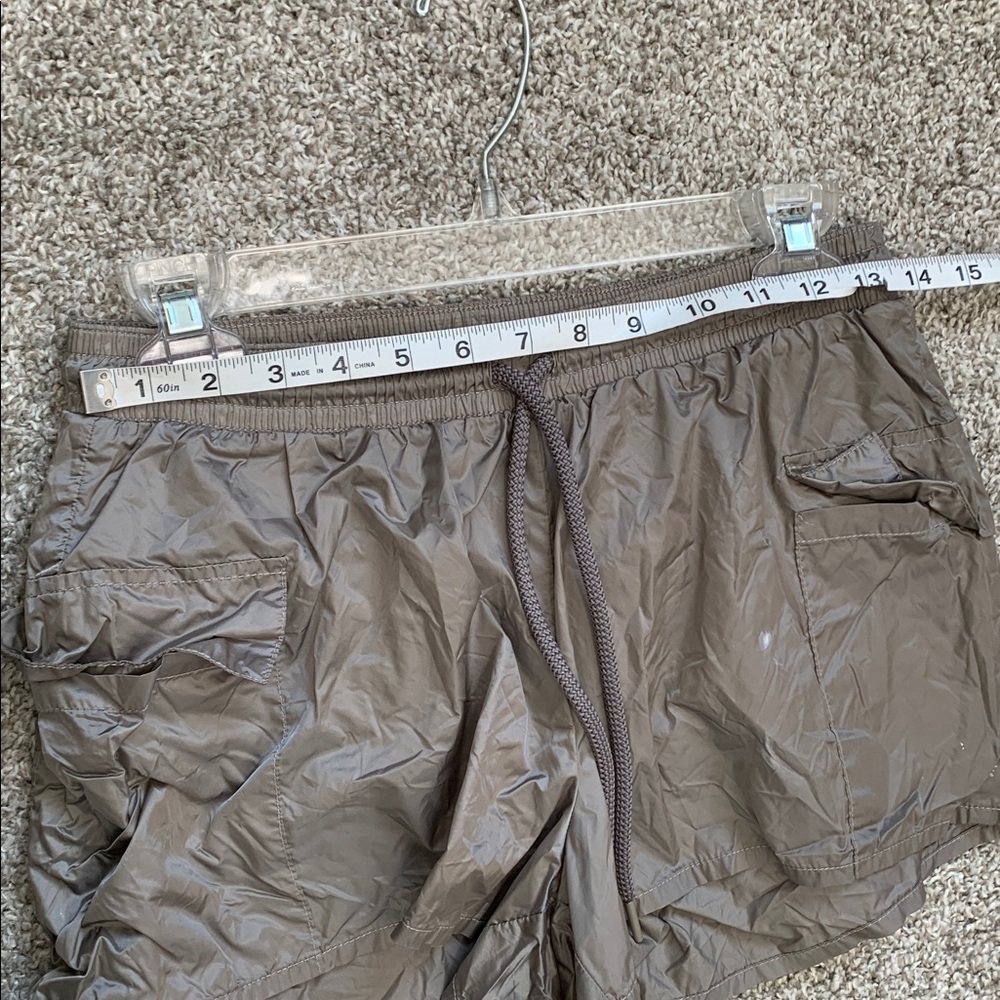Aerie Offline Gray Cargo Nylon Shorts - Picture 9 of 10